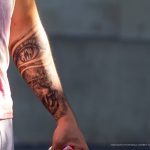 Тату оскал льва и глаз на руке парня –Уличная татуировка (street tattoo)–22.09.2020–tatufoto.com 5