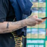 Тату осьминог – пицца и надпись ROM PTN внизу ноги парня – 17.09.2020 – tatufoto.com 3