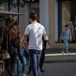 Тату перья на трицепсе парня –Уличная татуировка (street tattoo)–22.09.2020–tatufoto.com 6