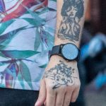 Тату портрет девушки и покемон Пикачу на руке парня - Уличная татуировка 14.09.2020 – tatufoto.com 2