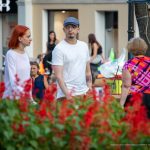 Тату роза и мазки красным на левой руке мужчины – 17.09.2020 – tatufoto.com 2