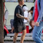 Тату рукав с цветами и пальмой на руке мужчины --Уличная тату-street tattoo-21.09.2020-tatufoto.com 5