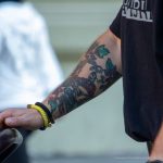 Тату с Казаком бандуристом на правой руке мужчины – 17.09.2020 – tatufoto.com 4