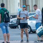 Тату с колючей проволокой – надписями – датами и паутиной на ноге парня - Уличная татуировка 14.09.2020 – tatufoto.com 3