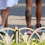 Тату с лисой змеёй и портретом внизу ног трех девушек --Уличная тату-street tattoo-21.09.2020-tatufoto.com 17