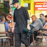 Тату с портретом девушке и череп с паутиной на левой руке мужчины – 17.09.2020 – tatufoto.com 6