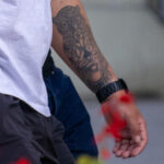 Тату с совой на руке парня – Уличная татуировка (street tattoo)-29.09.2020-tatufoto.com 11