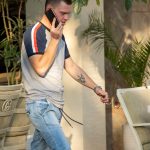Тату с трезубцем и цветком на руке парня – 17.09.2020 – tatufoto.com