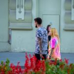 Тату с цветами на левой руке парня – Уличная татуировка 14.09.2020 – tatufoto.com 1