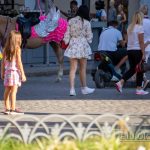 Тату с черно красными цветами внизу ноги девушки - Уличная татуировка 14.09.2020 – tatufoto.com 12