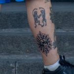 Тату со скрещенными пальцами и паутиной у парня - Уличная татуировка – tatufoto.com 12