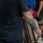 Тату уличный фонарь и портрет на руке парня --Уличная тату-street tattoo-21.09.2020-tatufoto.com 4