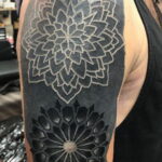 Фото пример белой татуировки 24.09.2020 №041 -white tattoo- tatufoto.com