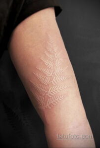 Фото пример белой татуировки 24.09.2020 №045 -white tattoo- tatufoto.com