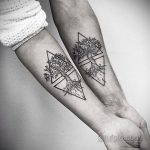 Фото пример парной татуировки 05.09.2020 №099 -pair tattoo- tatufoto.com