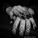 Фото пример татуировки на пальце 05.09.2020 №036 -fingertip tattoo- tatufoto.com