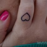 Фото пример татуировки на пальце 05.09.2020 №039 -fingertip tattoo- tatufoto.com