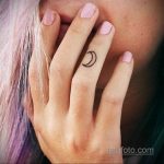 Фото пример татуировки на пальце 05.09.2020 №070 -fingertip tattoo- tatufoto.com