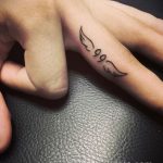 Фото пример татуировки на пальце 05.09.2020 №073 -fingertip tattoo- tatufoto.com