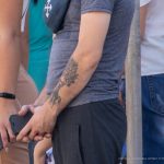 Фото тату дерево с оголенными корнями на руке мужчины – 17.09.2020 – tatufoto.com 2