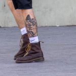 Хенпоук тату внизу ноги парня –Уличная татуировка (street tattoo)–22.09.2020–tatufoto.com 4