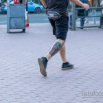 Цветная тату на икре и голени парня - Уличная татуировка 14.09.2020 – tatufoto.com 4