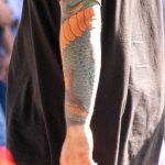 Цветной восточный тату рукав на левой руке парня –Уличная татуировка (street tattoo)–22.09.2020–tatufoto.com 2