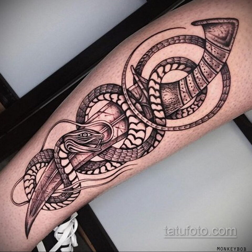 татуировка змеи на предплечье 25.10.2020 №030 forearm tattoo tatufoto