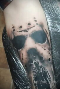 Тату из фильма ужосов про Джейсона 12.10.2020 №007 -jason tattoo- tatufoto.com