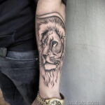 татуировка льва на предплечье 25.10.2020 №020 -forearm tattoo- tatufoto.com