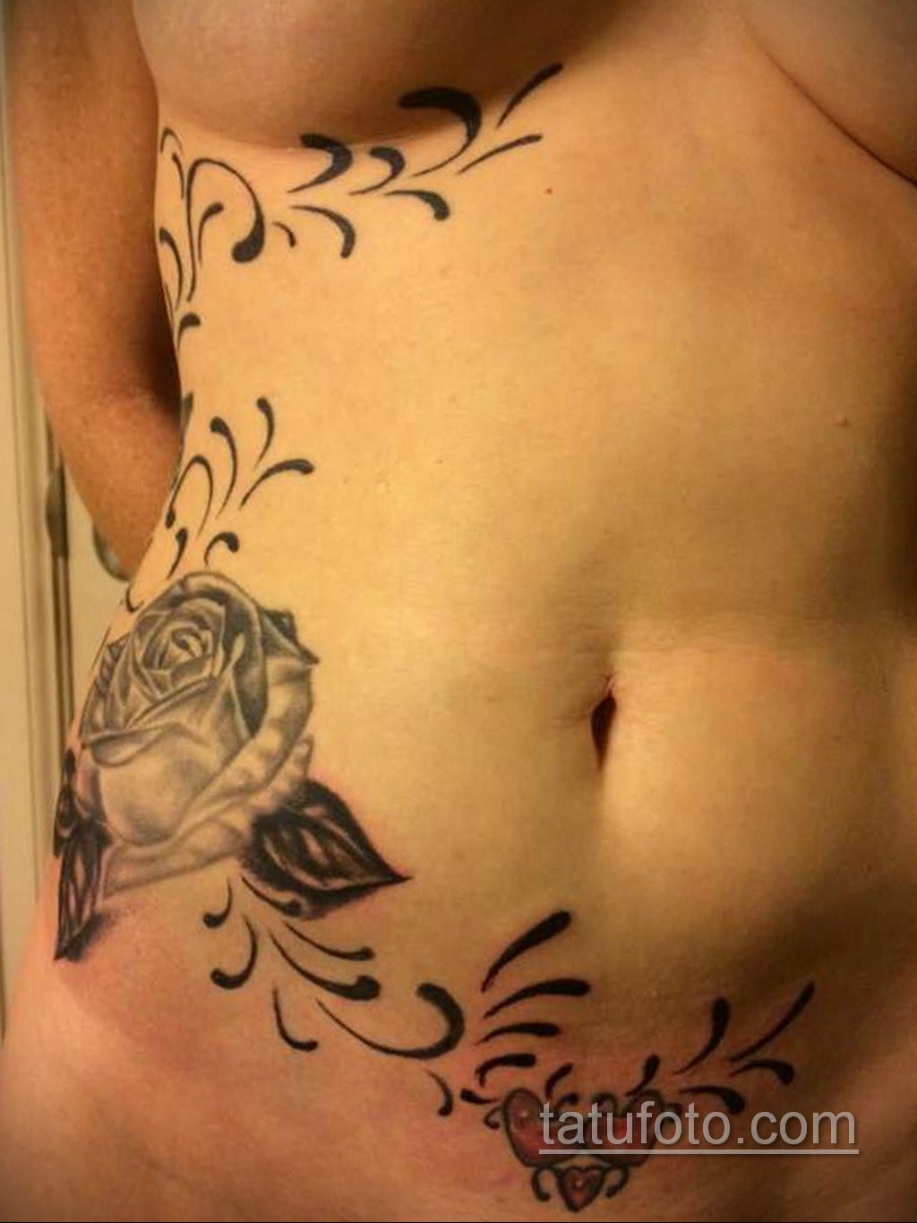 Фото женской интимной тату 16.11.2020 № 040 -female intimate tattoo- tatufo...