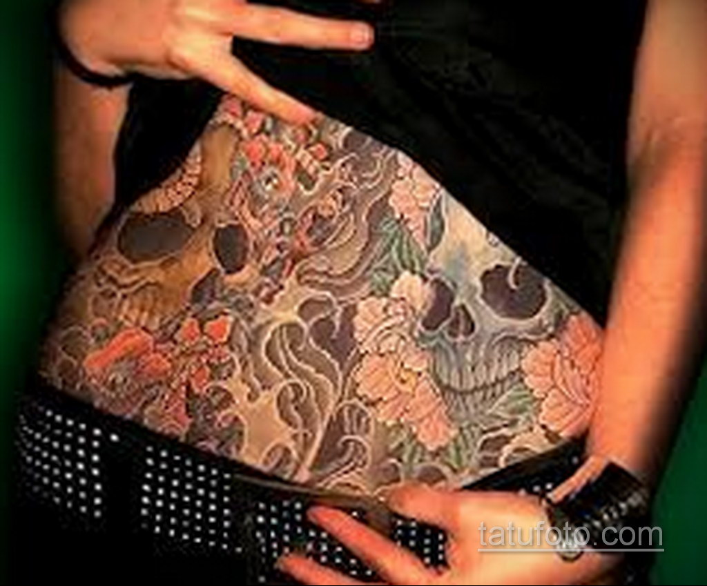 Фото женской тату на животе 16.11.2020 № 051 -Female tattoo on her stomach-...