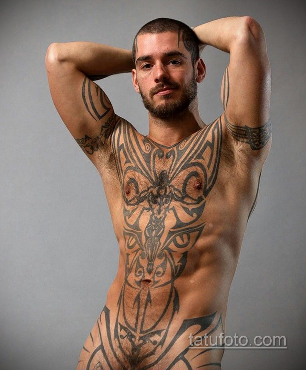 Tattoos of naked men