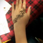Пример рисунка тату хной на руке 28.11.2020 №185 -henna tattoo- tatufoto.com