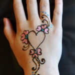 Пример рисунка тату хной на руке 28.11.2020 №259 -henna tattoo- tatufoto.com
