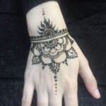 Простой рисунок хной 28.11.2020 №044 -Simple henna drawing- tatufoto.com