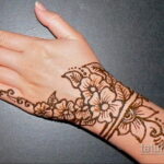 Простой рисунок хной 28.11.2020 №274 -Simple henna drawing- tatufoto.com