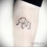 Рисунок тату слон- вариант 30.11.2020 №147 -elephant tattoo- tatufoto.com
