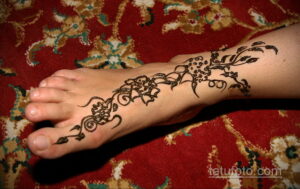 Рисунок тату хной для девушки 28.11.2020 №026 -henna tattoo for girl- tatufoto.com