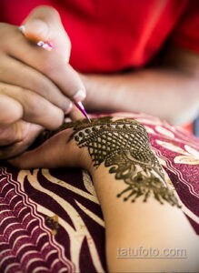 Рисунок тату хной для девушки 28.11.2020 №039 -henna tattoo for girl- tatufoto.com