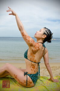 Рисунок тату хной для девушки 28.11.2020 №040 -henna tattoo for girl- tatufoto.com