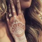 Рисунок тату хной для девушки 28.11.2020 №079 -henna tattoo for girl- tatufoto.com