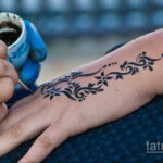 Рисунок тату хной для девушки 28.11.2020 №086 -henna tattoo for girl- tatufoto.com