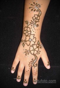 Рисунок тату хной для начинающих 28.11.2020 №118 -Henna tattoo drawing- tatufoto.com