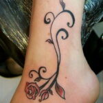 Фото женской тату 18.11.2020 №083 -beautiful girl tattoo- tatufoto.com