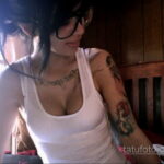 Фото женской тату 18.11.2020 №111 -beautiful girl tattoo- tatufoto.com
