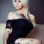Фото женской тату 18.11.2020 №322 -beautiful girl tattoo- tatufoto.com