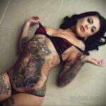 Фото женской тату 18.11.2020 №347 -beautiful girl tattoo- tatufoto.com