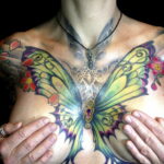 Фото женской тату возле груди 16.11.2020 №078 -female chest tattoo- tatufoto.com