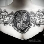Фото женской тату возле груди 16.11.2020 №153 -female chest tattoo- tatufoto.com